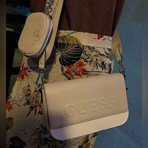 Crossbody beige Guess
